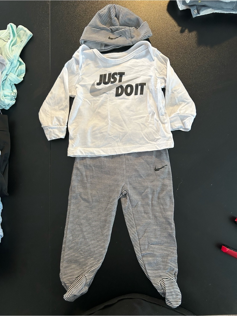 Nike White 'Just Do It' Top with Gray Striped Joggers & Beanie